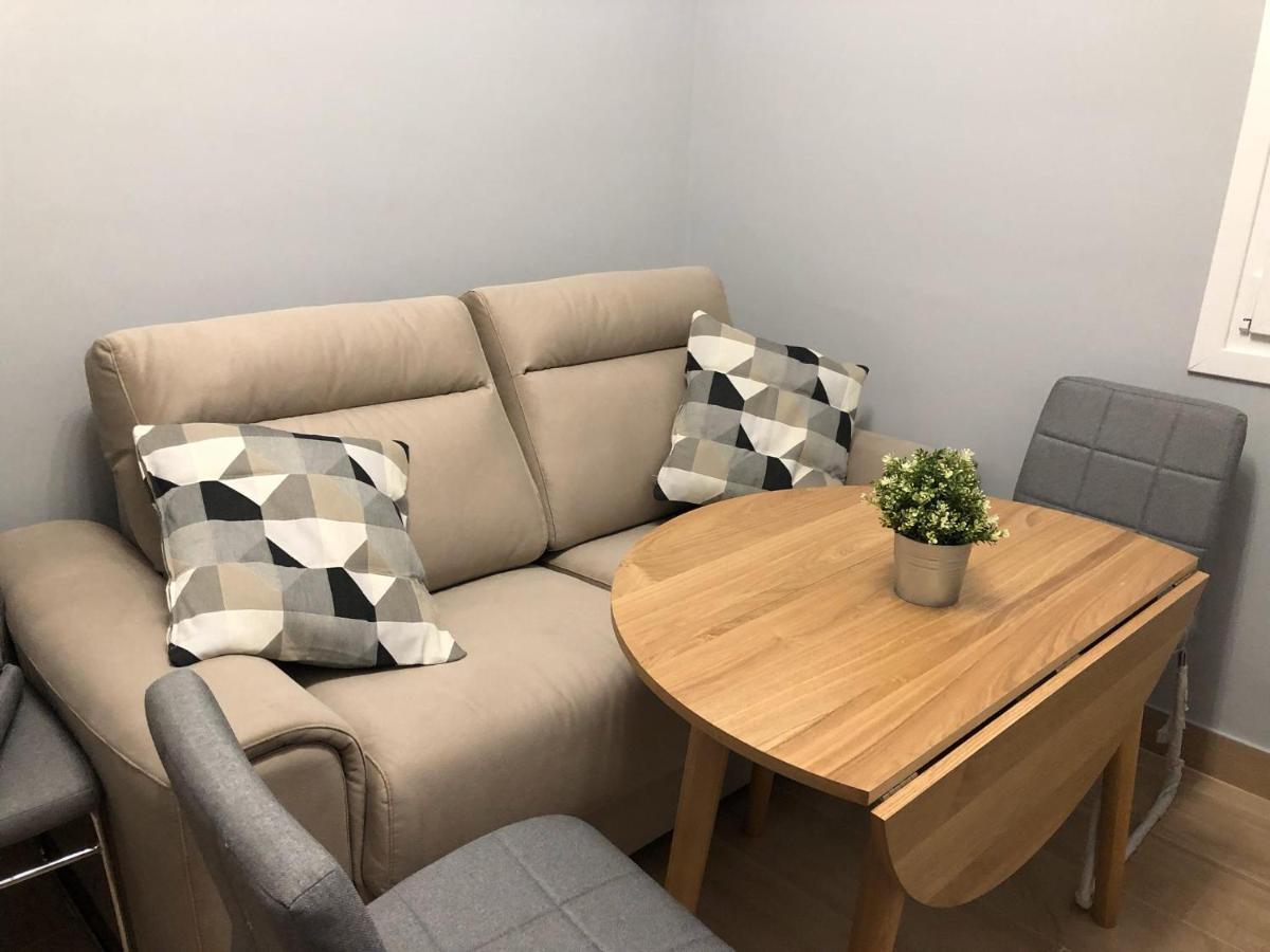 Ms4 Nervion 3 Personas Appartement
